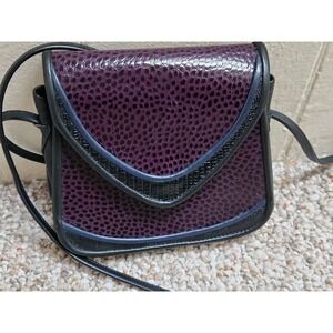 Vintage Ward & Eis Petoskey Genuine Black Purple Leather Crossbody Bag Pebble